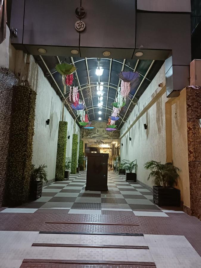 פאטנה Aalcajars Inn מראה חיצוני תמונה